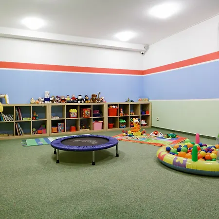 Hollmann 3* Harrachov